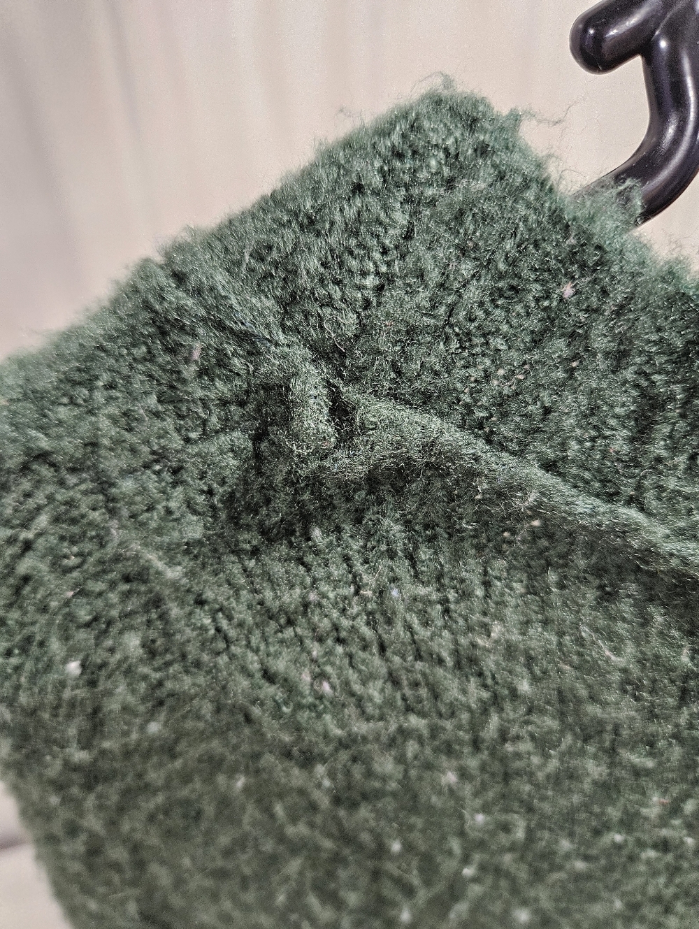 Sweater - Picture 4 of 4